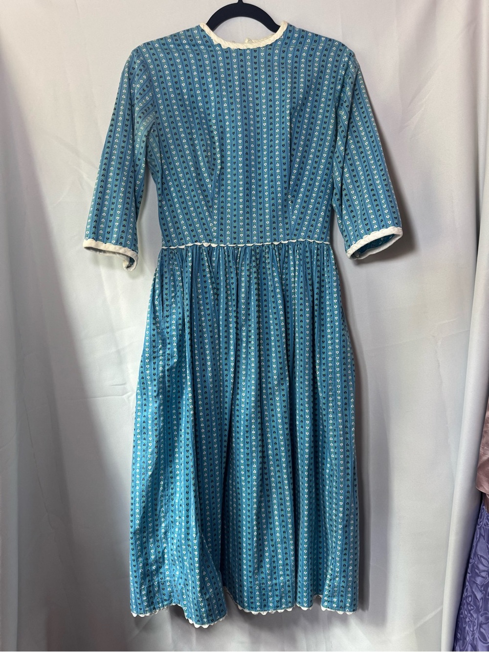 Vintage 1970s Montgomery Ward Prairie Dress - 100% Cotton Blue Calico size small